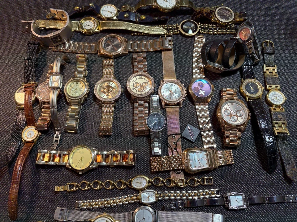 Women Watch Lot Of (29) Untested For Parts,Repair,Gold/Rose Gold/Silver Tone - Image 2 of 4