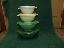 New GREEN COLORS Tupperware Set/4 Servalier Bowls 3.5, 5.25 ,8, 11.75 Cup