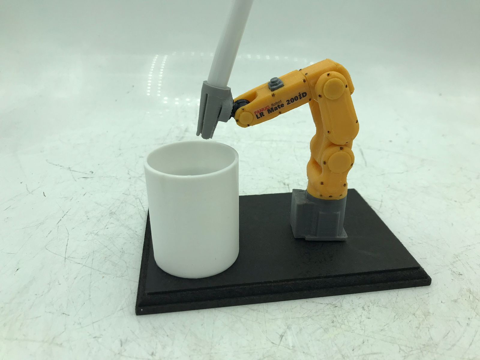 NEW FANUC LR Mate 200iD Robot 6-Axis Arm ✍️ Pen Holder R-30iB Plus Controller NI