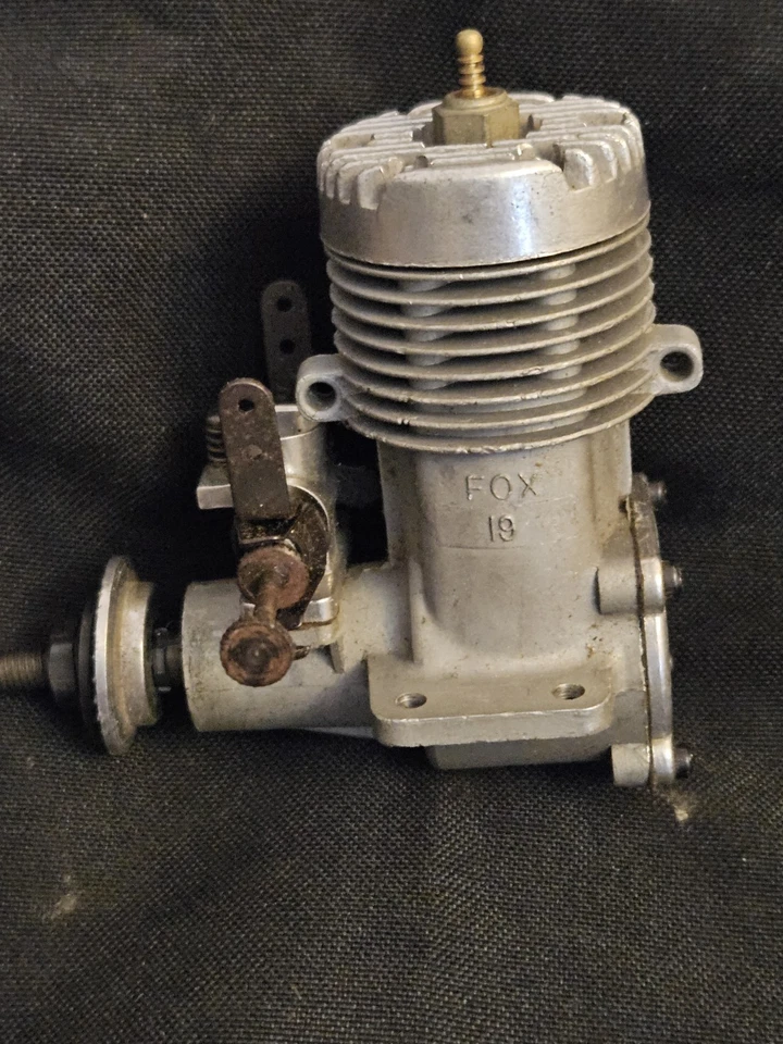 🛩️ Fox .19 RC Airplane Engine (21900)-Vintage Glow Engine- Brand New, Open Box  - Image 3 of 4