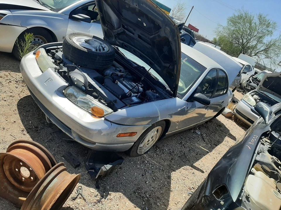 Trunk/Hatch/Tailgate 4 Door SL1 Fits 01-02 SATURN S SERIES 197288 Foto 2 de 4