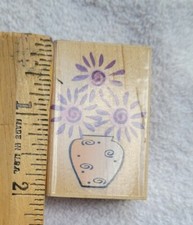 New VASE OF SPIRAL FLOWERS RUBBER STAMP HERO ARTS C2543