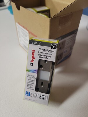 Legrand  Tamper Resistant Duplex Outlet With Adjustable Night Light  12A  / ...