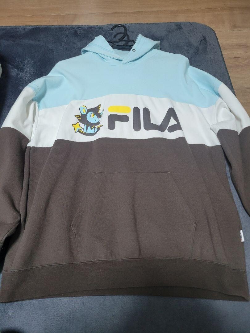 FILA Pokémon collaboration Luxio Hoodie logo size L fashion