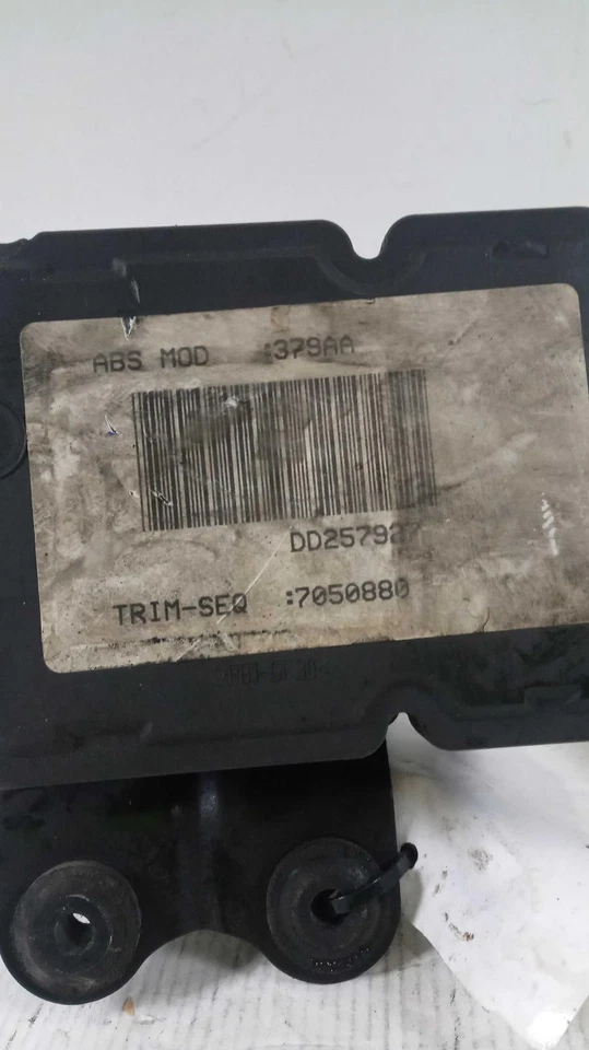 Módulo de control ABS usado se adapta a: Dodge Dart 2013 ABS montado en unidad de control grado Foto 2 de 4
