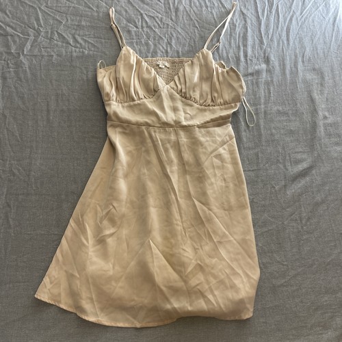 Endless Blu Dress Size Large Beige