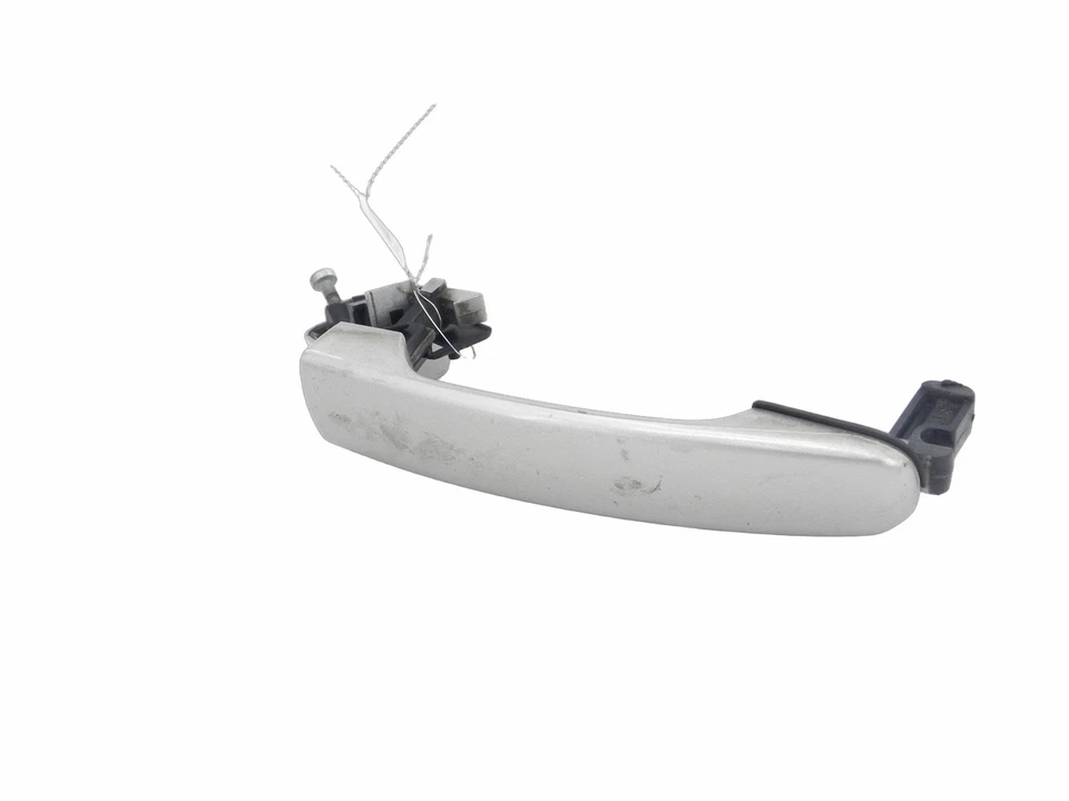 Manija de puerta exterior izquierda plateada del lado del conductor 994L para Chevy Malibu G6 HHR Foto 4 de 4