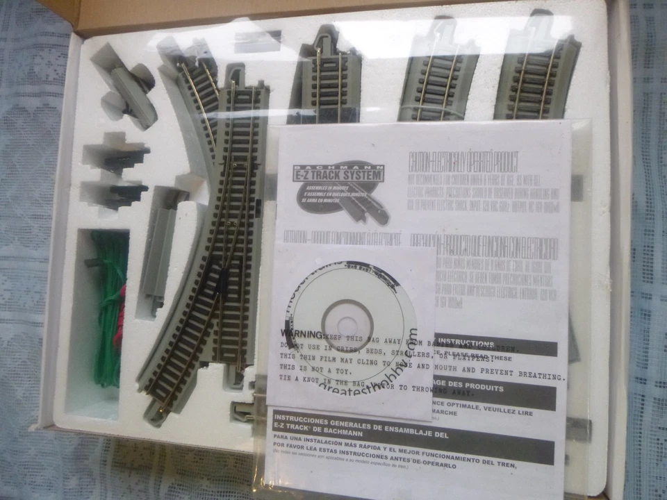 Bachmann E-Z  HO Scale Nickel Silver First Railroad Track Pack 44596 Complete - Image 4 of 4