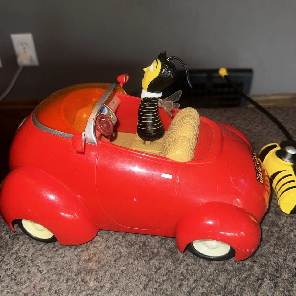 Coche de control remoto BEE MOVIE R/C Jerry Seinfeld roto RadioShack sin probar Foto 4 de 4