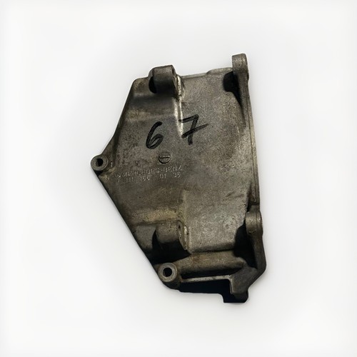 Mercedes-Benz W202 1994 C200 M111 2.0 Motor Klimakompressor Halterung 1111550135