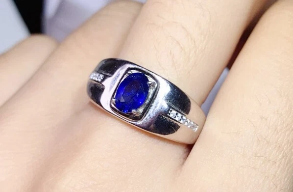 Natural 1 Carat Royal Blue Sapphire Sterling Silver 925 Handmade