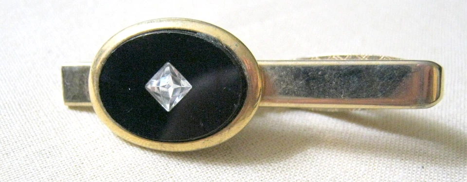 DE COLECCIÓN SIN FIRMAR OVALADO DE ÓNIX NEGRO y cristal en tono dorado broche de barra de corbata para hombre Foto 2 de 4