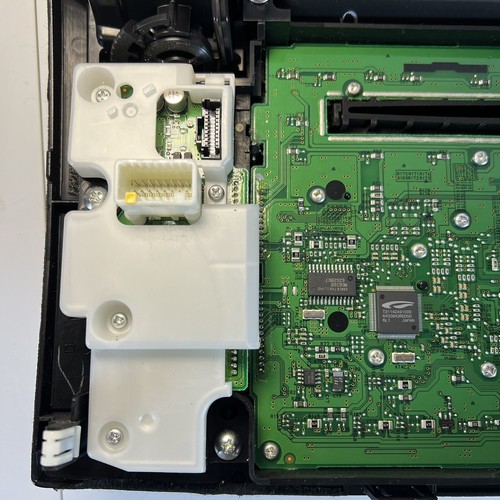 2006-2008 Infiniti FX35 FX45 Radio Bezel Climate Control Module OEM 28395 CL70A - Picture 8 of 12