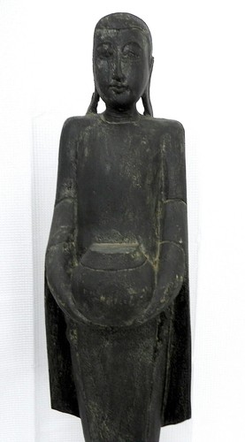 Antike handgeschnitzte Holz Buddha Statue alias Kwan-yin Guanyin 36" hoch - Bild 3 von 24