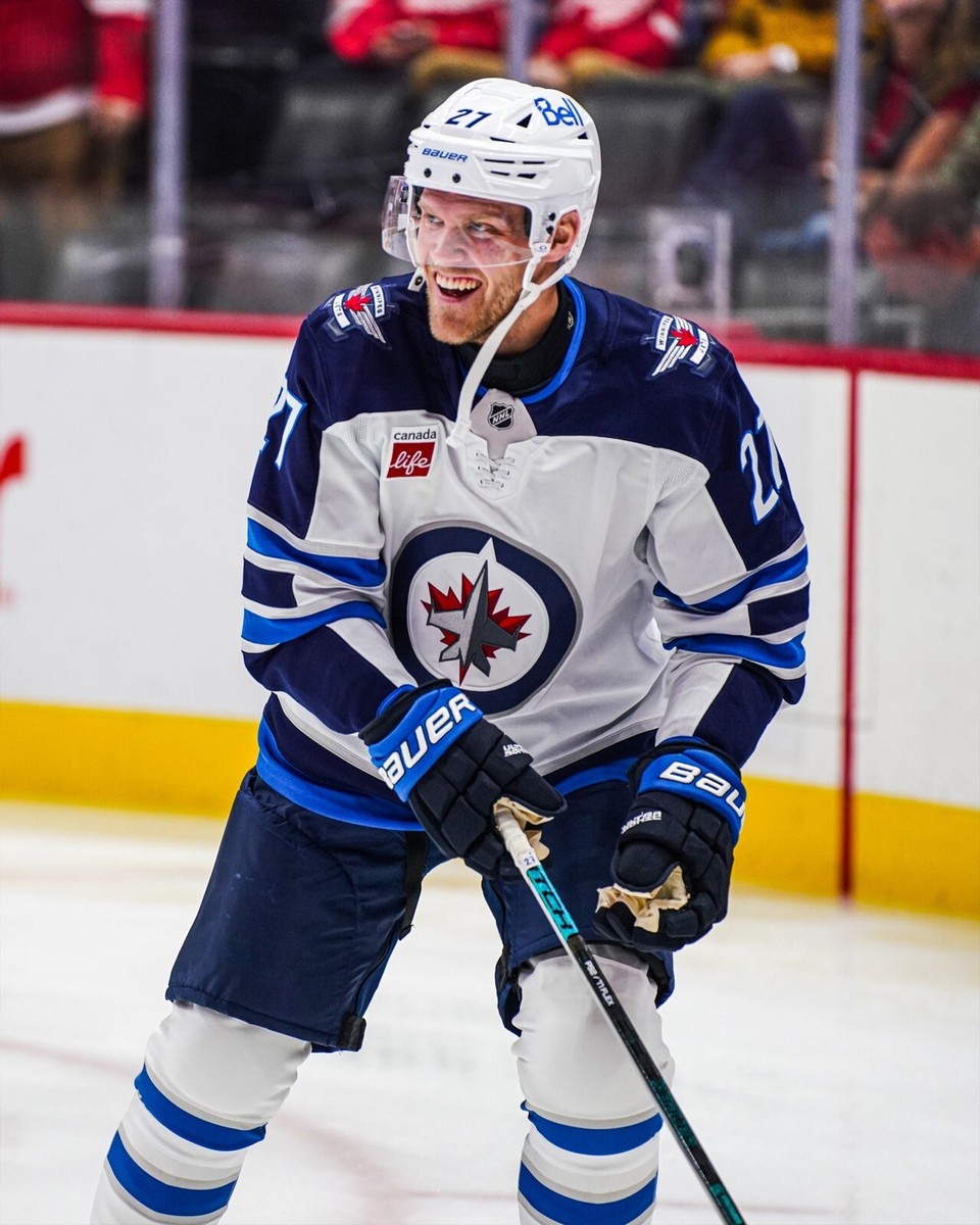 Nikolaj Ehlers on Ice Portrait Winnipeg Jets 8x10 NHL Hockey Photo