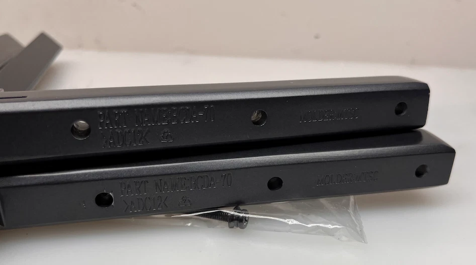 Patas de pie originales originales Vizio serie M 65" 75" con tornillos (BCDA-70) Foto 3 de 3