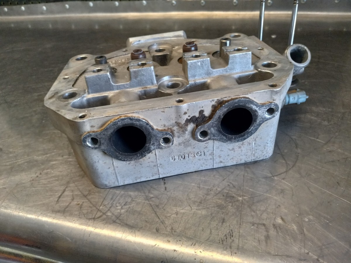 パーツ polaris 2008 Polaris RZR 800 Engine Top End Cylinder Head Valves