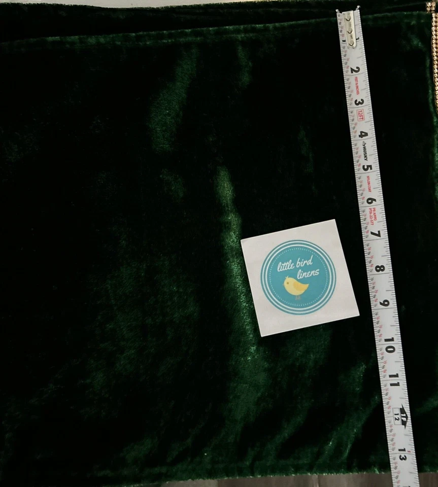 Juego/4 manteles individuales Cynthia Rowley verde esmeralda terciopelo adorno dorado nuevos 13" x 18" Foto 4 de 4