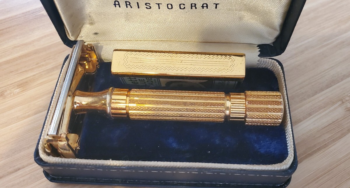 Gillette Aristocrat 剃刀　カミソリ　ビンテージ Vintage Gillette Aristocrat Gold Plated Safety Razor w/Blade