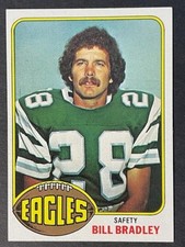 VINTAGE 1976 Topps football BILL BRADLEY # 399 - NM