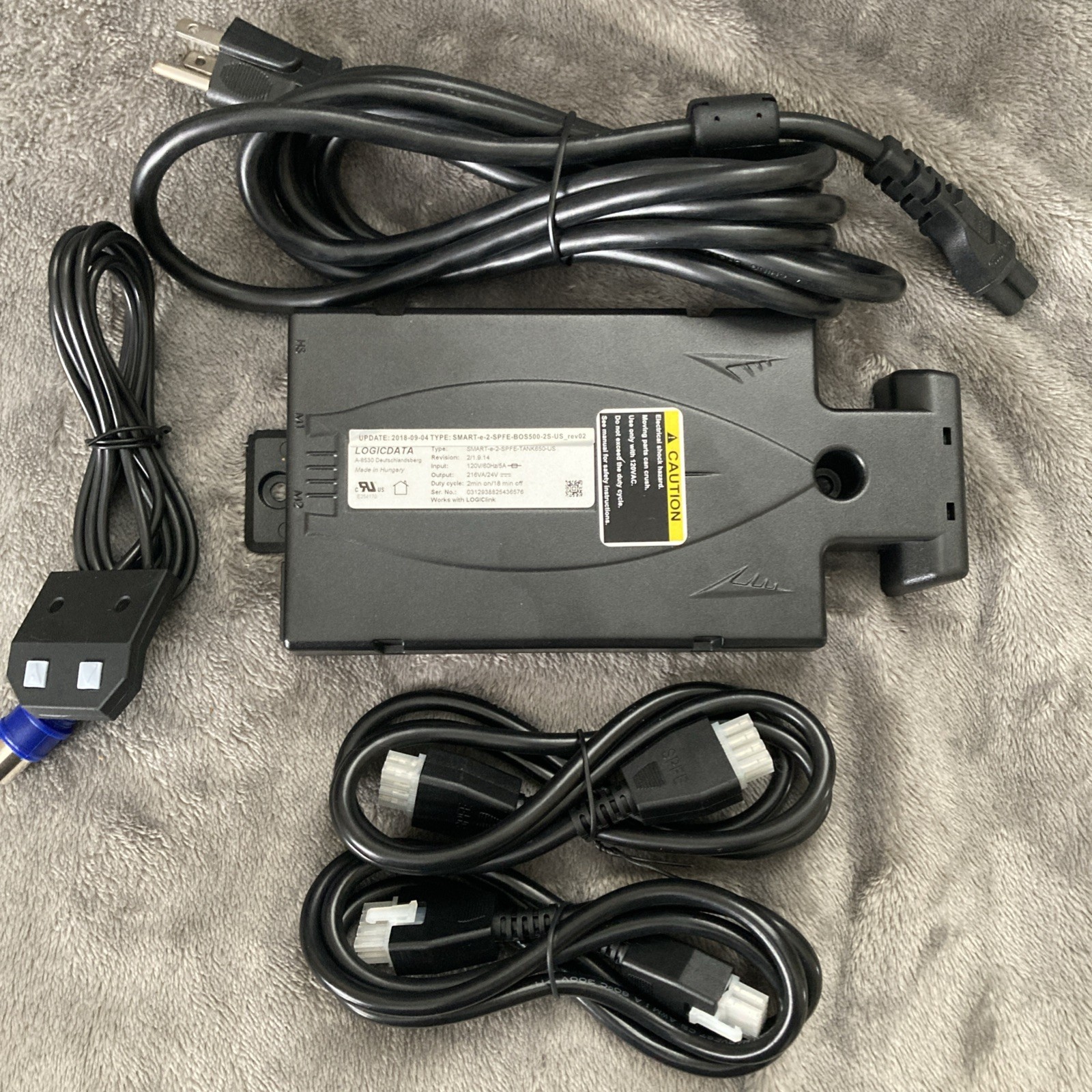 LOGICDATA SMART -e-2-SPFE-TANK650-US Desk Control Unit-Module and Cables