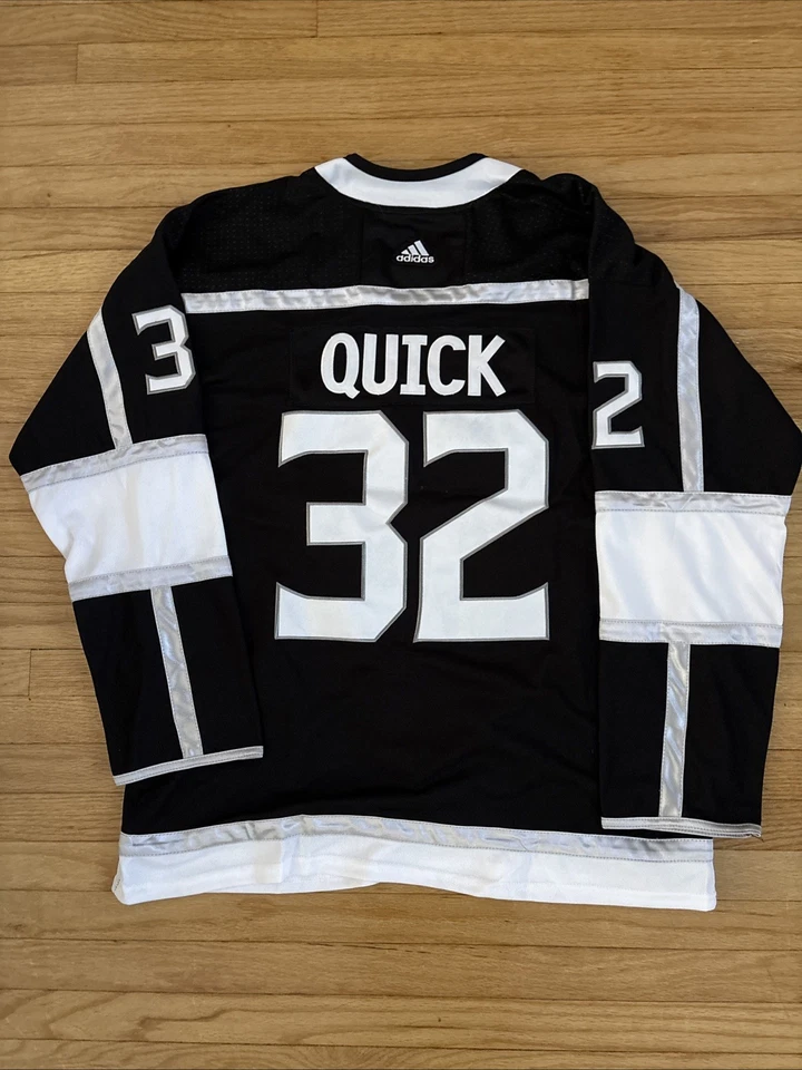 Camiseta de hóquei Adidas Los Angeles Kings Jonathan rápida autêntica NHL tamanho 52 HD1290 - Imagem 2 de 2