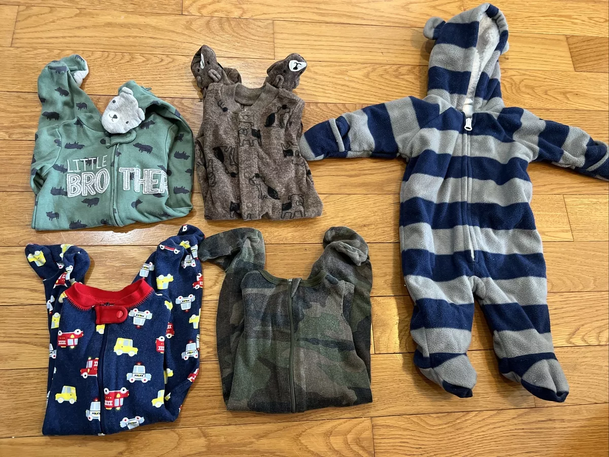 Baby boy o 3 month footed pajamas Old Navy camo lot of 5 winter snowsuit