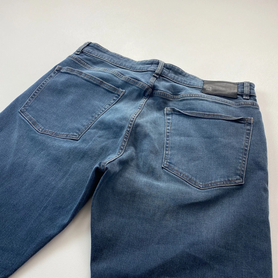 Pantalones de mezclilla rectos ajustados Russell DL1961 para hombre 36 x 30 algodón con cremallera elástica render mosca Foto 3 de 4