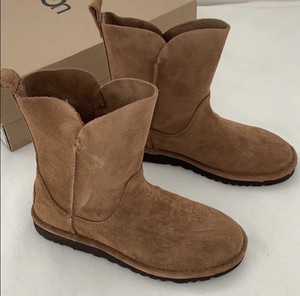 alida suede boot