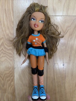 Bratz Vintage RC Skateboarder Yasmin Doll Toy Skater 9.5  RARE wo Helmet + Skate