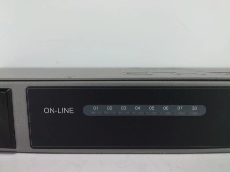 LevelOne KVM-0811 PS2 KVM Switch 8 Port VGA HDDB 15pin Daisy Chain HDB15 - Bild 4 von 4