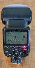 Nikon SB-910 Speedlight Flash 4×AA Not Inclu...