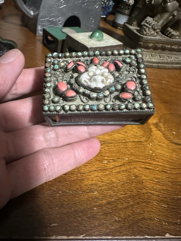 Antique Chinese Tibetan carving Face White Red Green Stone? Match Box Holder