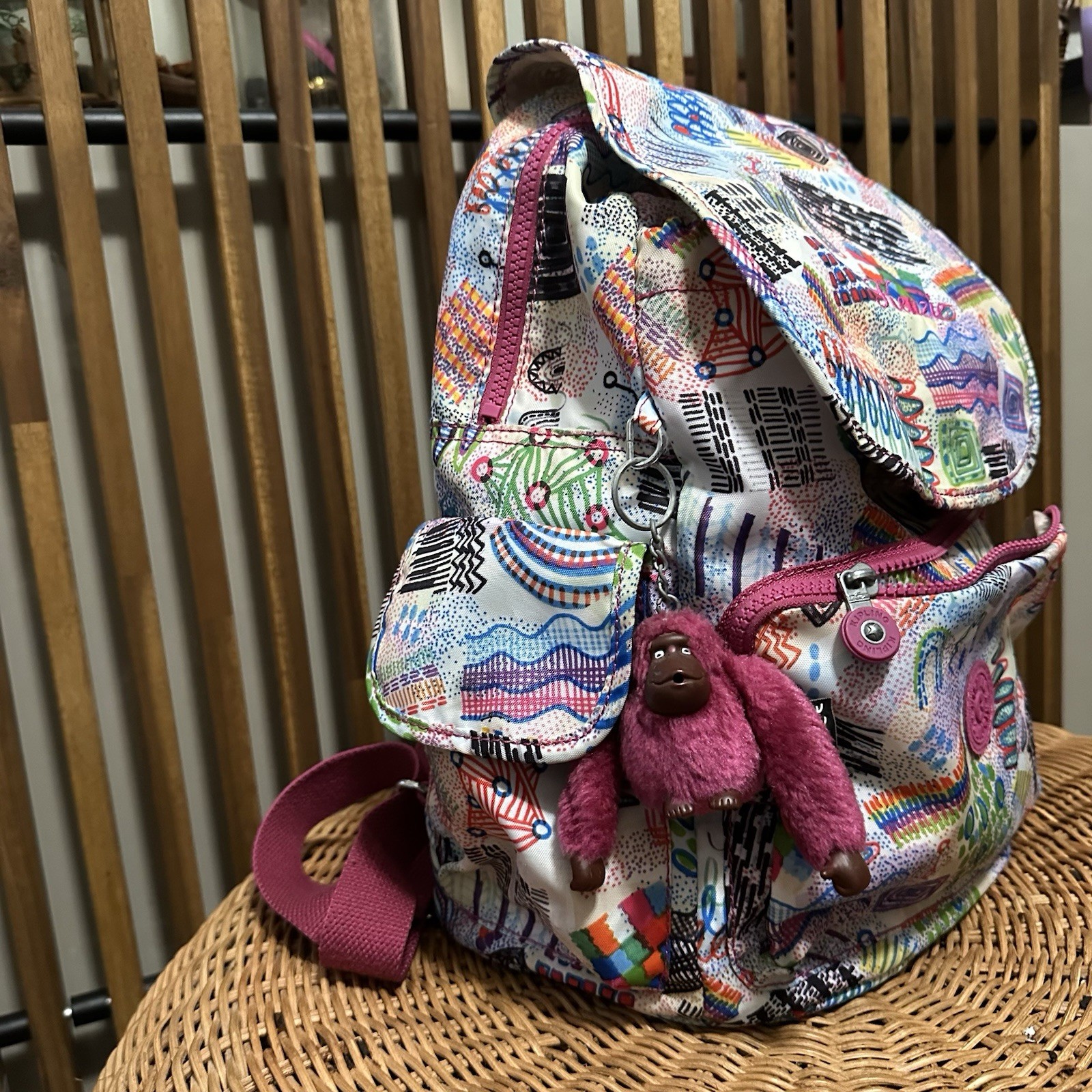 Kipling Graffiti Abstract Multicolored ‘Kenzie’ E… - image 8