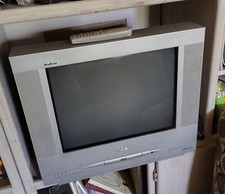 Vintage RCA TV Truflat 20" with remote