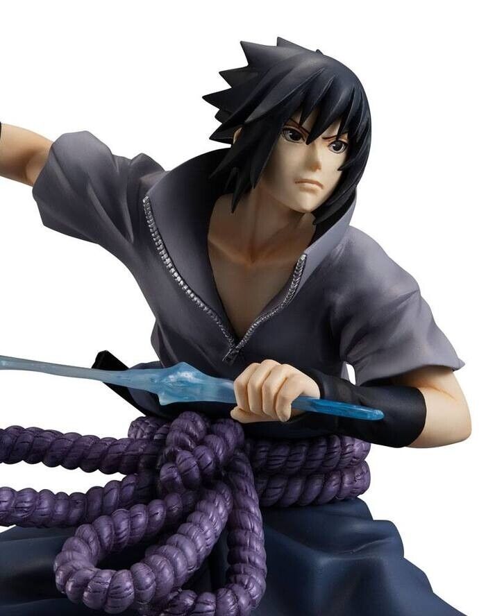 Figura Naruto Shippuden Sasuke Uchiha Escala 1:10 PVC ㅤ, FIGURAS