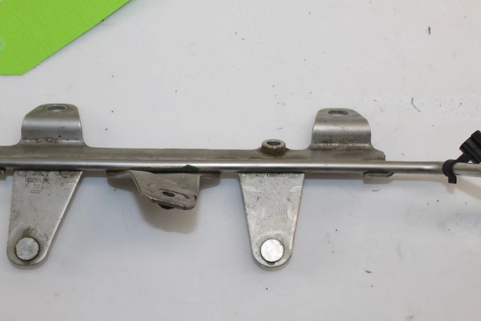 2009-2014 Audi TT 2.0L Quatro Turbo Coolant Pipe / Retainer 06F145383N OEM - image 3 of 4