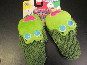 childrens slippers size 1