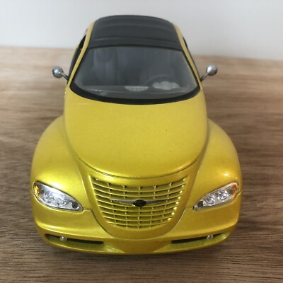 マイスト　クライスラー　プロントクルーザー Maisto Chrysler Pronto Cruizer Original Concept PT Cruiser