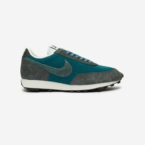 Nike Daybreak Men's Trainers Midnight Turquoise/Seaweed UK Size 8 | eBay