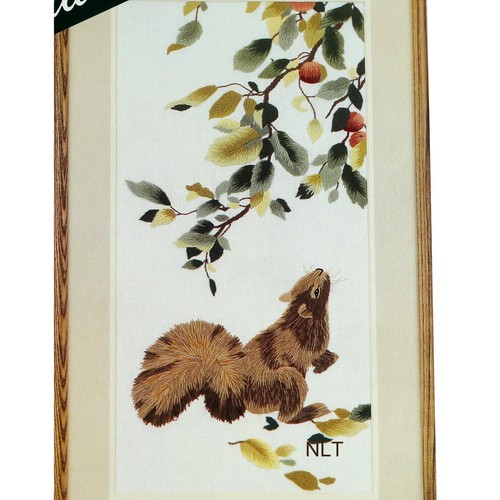 Crewel Embroidery Kit Elsa Williams Squirrel Apples Amy Brackenbury NO YARN!