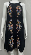 Savanna Jane Halter Dress Medium Sleeveless Embroidered Multicolor Vacation