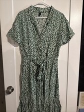 Shein Dress Women’s XL Green Floral Tie Waist Buttons Collared Short Sleeve