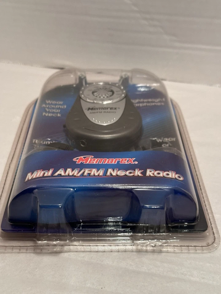 Memorex Mini AM/FM Neck Radio W/Lightweight Earphones Neck Strap & Belt Clip - Image 4 of 4