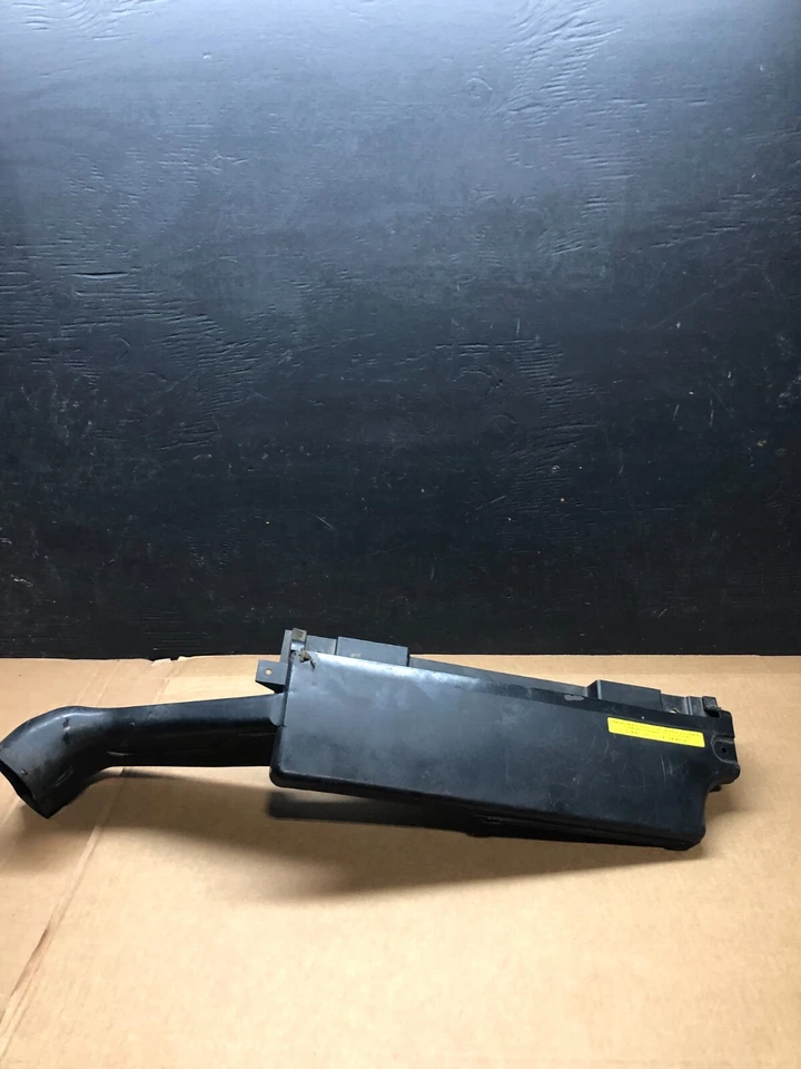 Nissan Murano 2003 a 2007 conducto de admisión de aire superior F6950 PS Foto 2 de 4