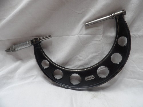 Starrett 3-4" Outside Micrometer .001 No.224 - Picture 6 of 7