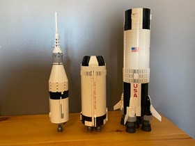 LEGO Ideas NASA Apollo Saturn V 92176 Used Incomplete Rocket Build Only