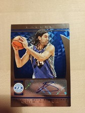 2013-14 Panini Totally Certified Luis Scola Totally blue Signatures #2/5 #189