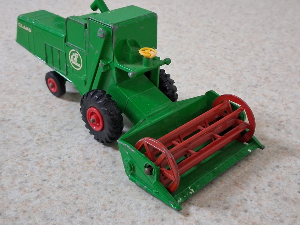 Vintage Matchbox KING SIZE No. K-9 Claas Combine Harvester Green - Image 3 of 4