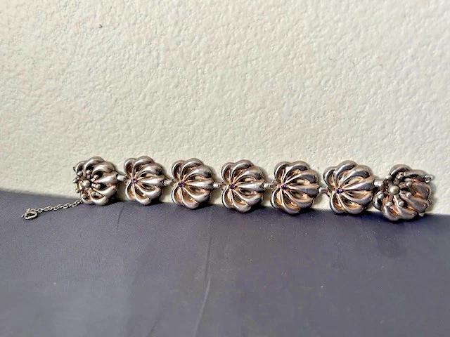 Bracelet,Vintage, Designer, Napier, Sterling silver w/Amethyst Gems, 7.125", USA - Image 2 of 4